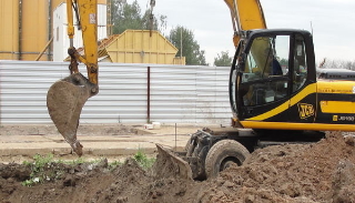 Выкопать яму экскаватором в Северодвинске от 934 руб. - 2Землекопа-Свр